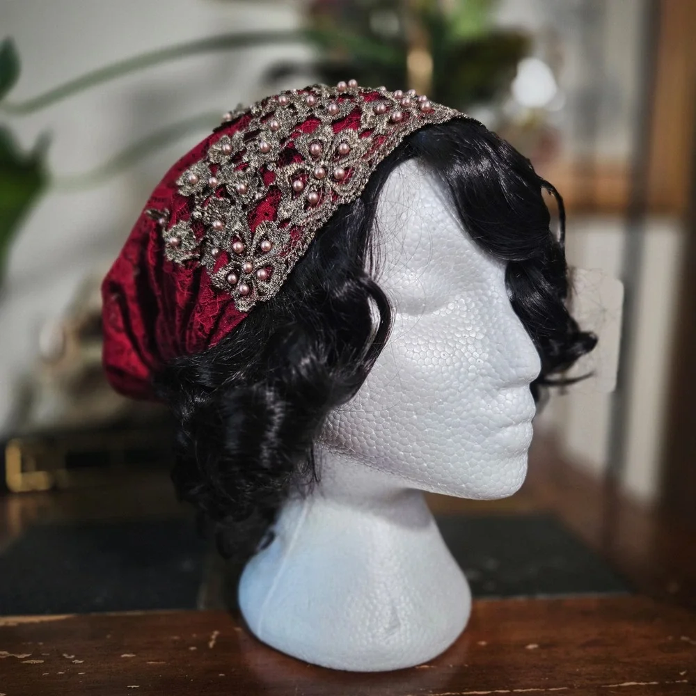 Turban Hat Red Lace Gold Beaded Pearl Flapper Vintage Style Evening Headpiece OS